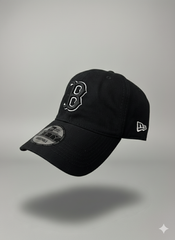 BONÉ NEW ERA - Preto Logo Boston Branco