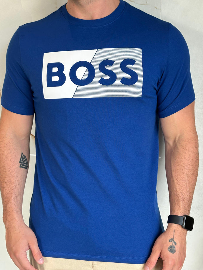 Camiseta Estampada Boss - Azul Royal Logo Listra Centro