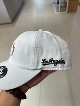 Carregar imagem no visualizador da galeria, Boné LA - Branco
