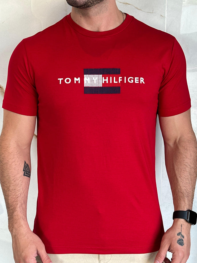 Camiseta Estampada TH - Vermelho Dtlh Centro